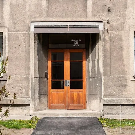 2br For 6, Workspace & Walk To Old Town Korter *