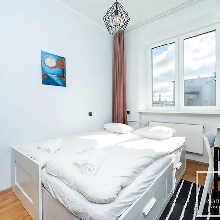 2br For 6, Workspace & Walk To Old Town Tallinn