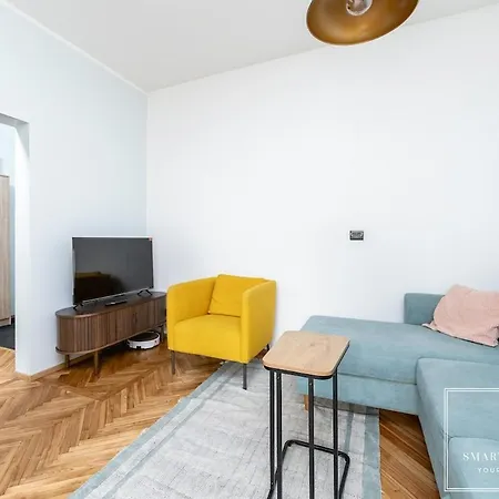 Korter 2br For 6, Workspace & Walk To Old Town Tallinn